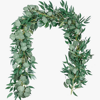 guirlande artificielle en faux eucalyptus pour décoration festive