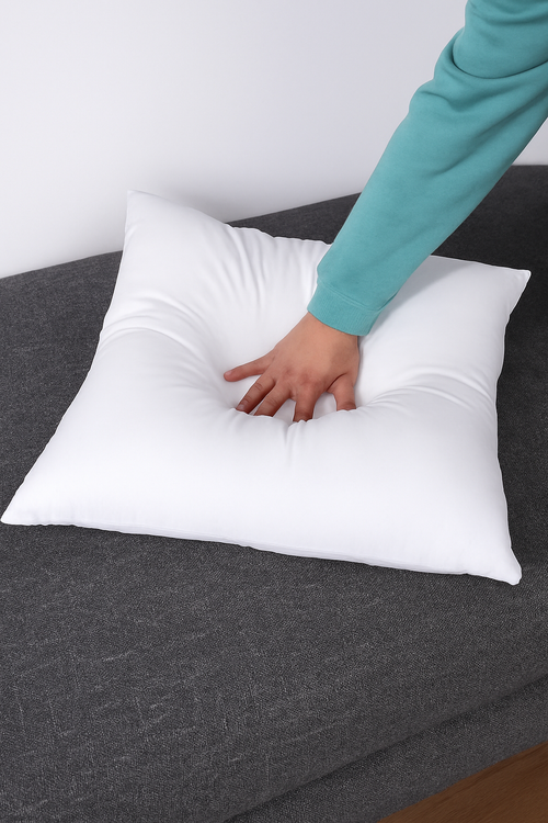 housse de coussin blanche moelleuse 45 x 45 cm - vue 6 sur 6