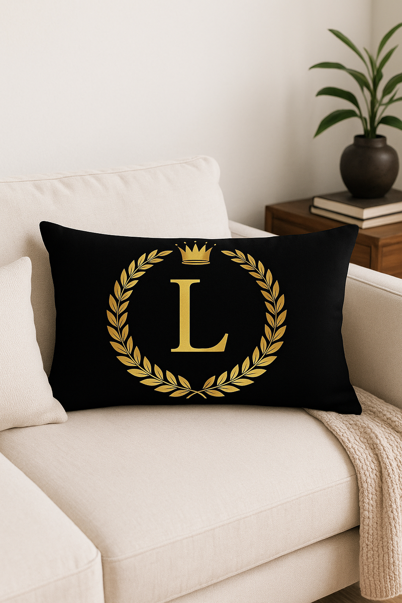 housse de coussin décorative motif lettres noires et dorées