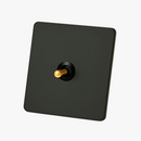 interrupteur-simple-1-voie-en-acier-noir-mat-et-dor-bords-arrondis-0.png