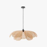 Suspension style Japonais en rotin clair pétale Led cannage