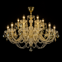 lustre en cristal design pour un intérieur luxueux et raffiné