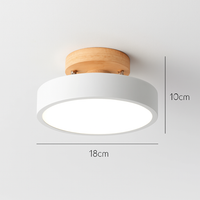 plafonnier en bois style moderne décoration intérieure lumineux design élégant