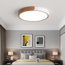 Plafonnier LED rond en métal et bois arrondi Macaron