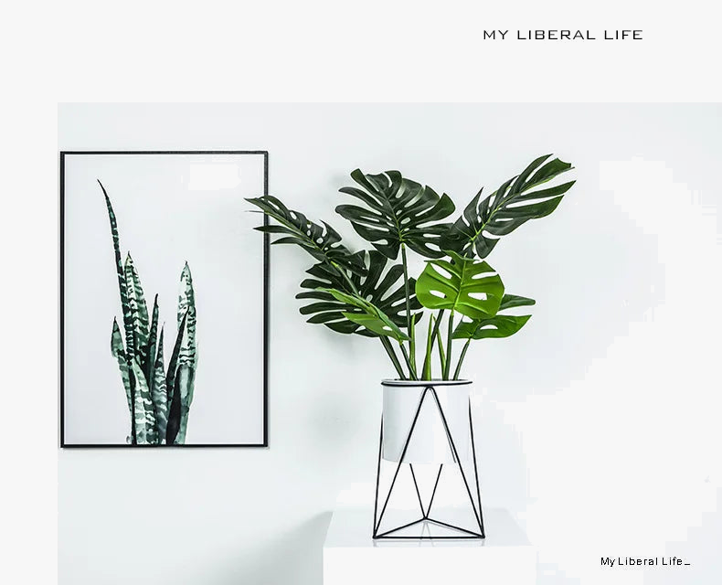 pot de fleurs en métal nordique design pour succulentes