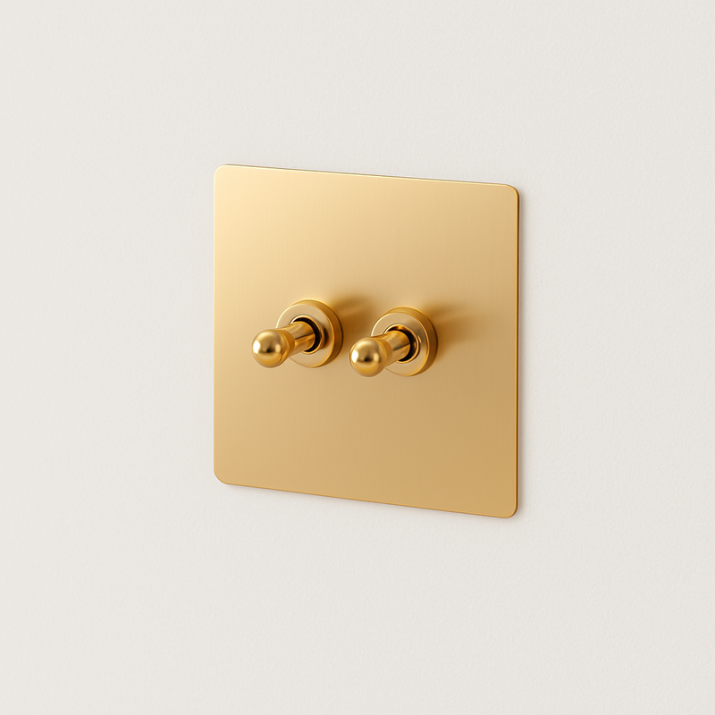 Prise RJ45 en acier doré brossé et bords arrondis
