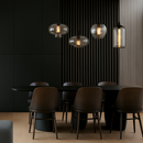 Suspension design LED aux formes arrondies en verre avec ampoule industrielle