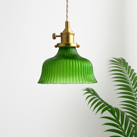 Suspension en verre vert scandinave