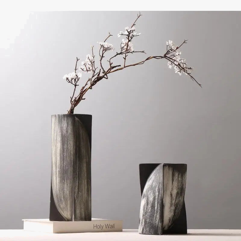 vase en céramique abstrait pour fleurs et décoration moderne