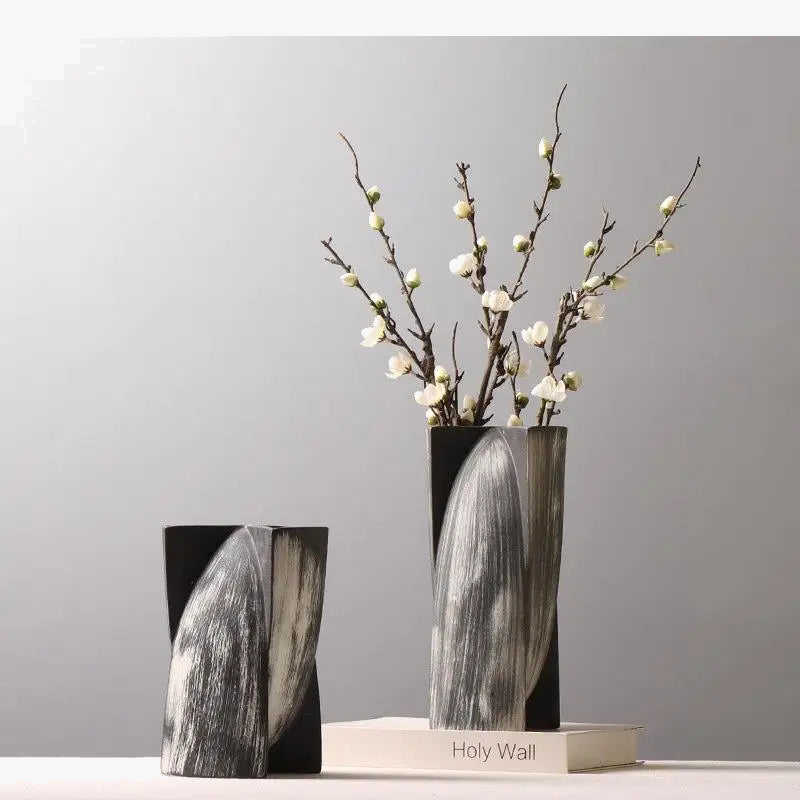 vase en céramique abstrait pour fleurs et décoration moderne