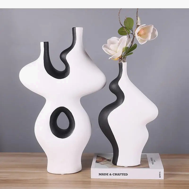 vase en céramique noir et blanc moderne pour décoration intérieure