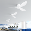 Moderner Deckenventilator mit Fernbedienung ohne Licht