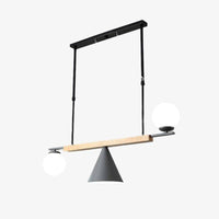 Suspension design à LED avec boules en verre et abat-jour triangle Loft