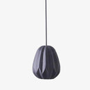 Suspension design LED en résine colorée style Hang