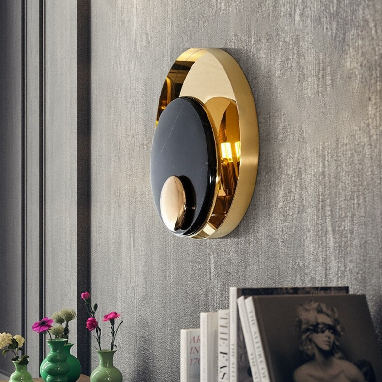 Applique murale design LED en marbre et laiton doré luxury - vue 2 sur 6