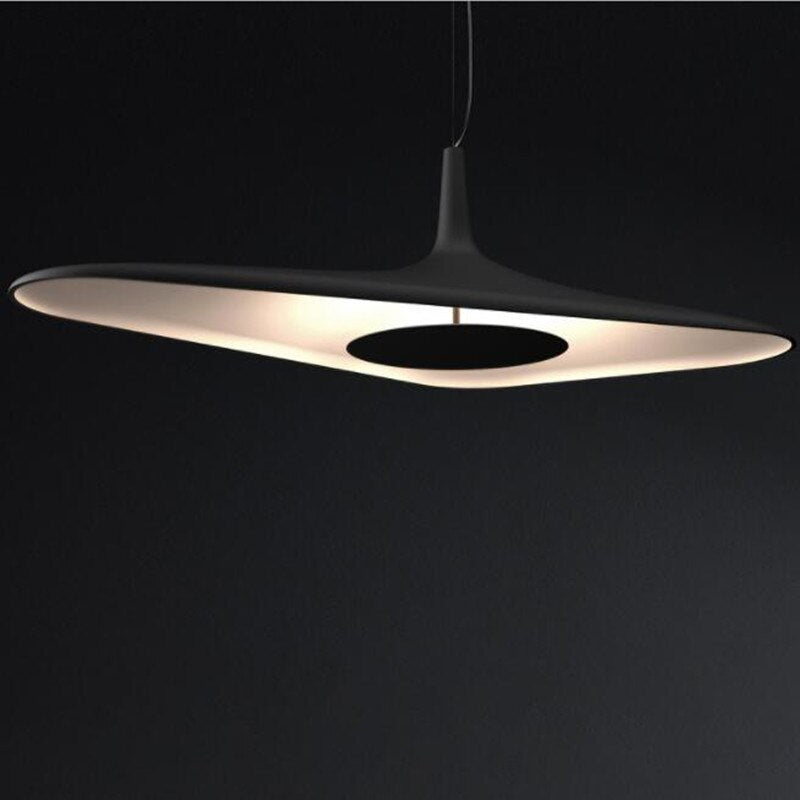 Designorientierte und minimalistische Pendelleuchte mit asymmetrischer Form Poe - vue 6 sur 13