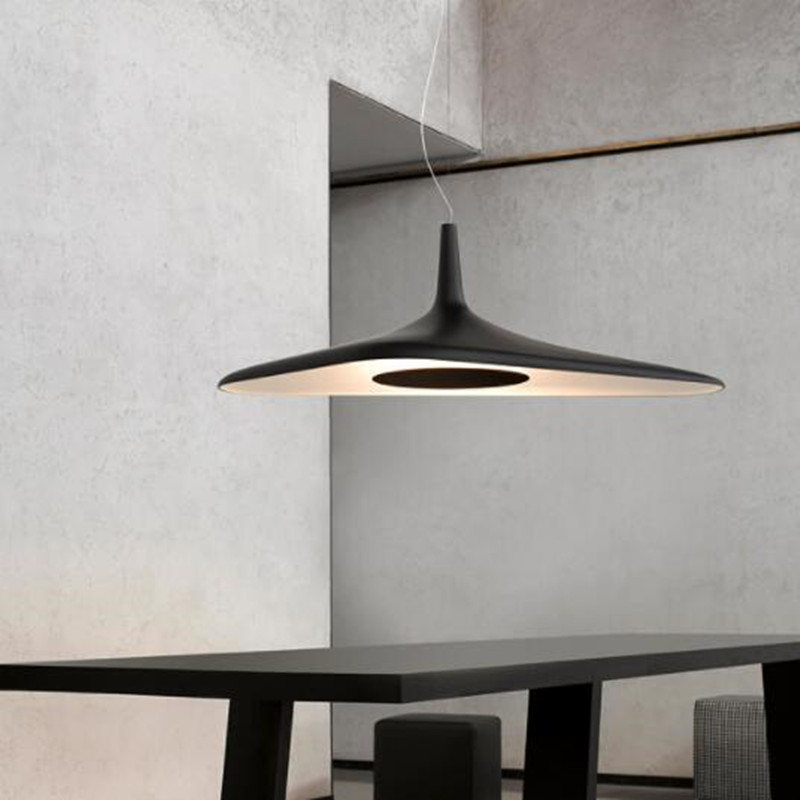Designorientierte und minimalistische Pendelleuchte mit asymmetrischer Form Poe - vue 3 sur 13