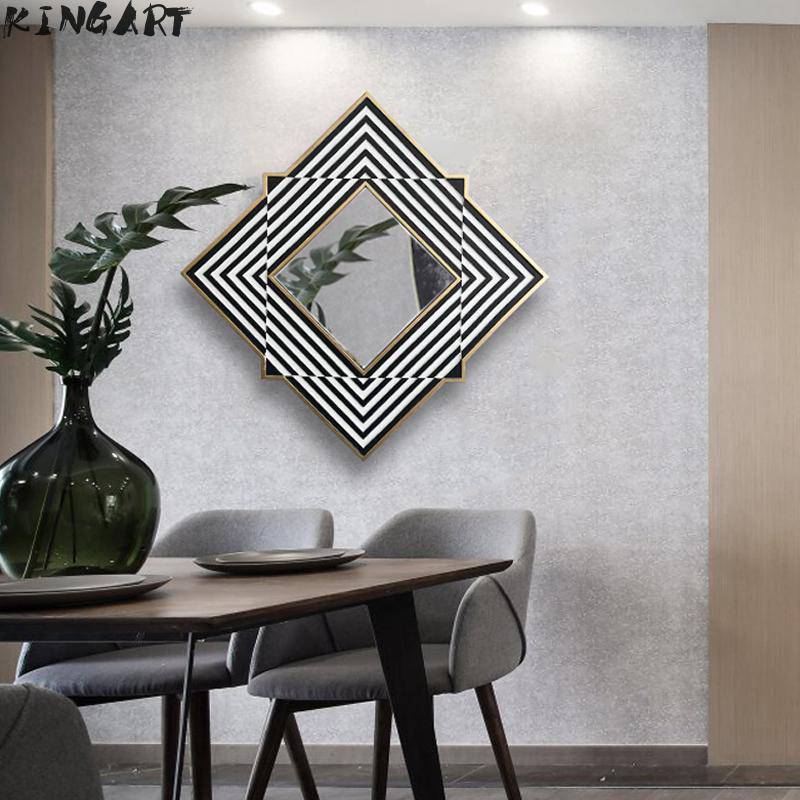 Miroir mural en losange et bandes noires et blanches en bois Frame - vue 3 sur 9