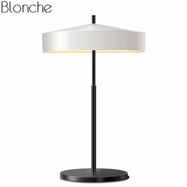 Lampe à poser LED design avec abat-jour en métal - vue 8 sur 9
