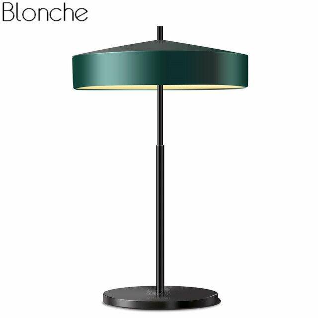 Lampe à poser LED design avec abat-jour en métal - vue 4 sur 9