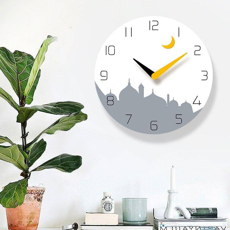 Horloge murale ronde avec dessin ville et lune jaune 30cm