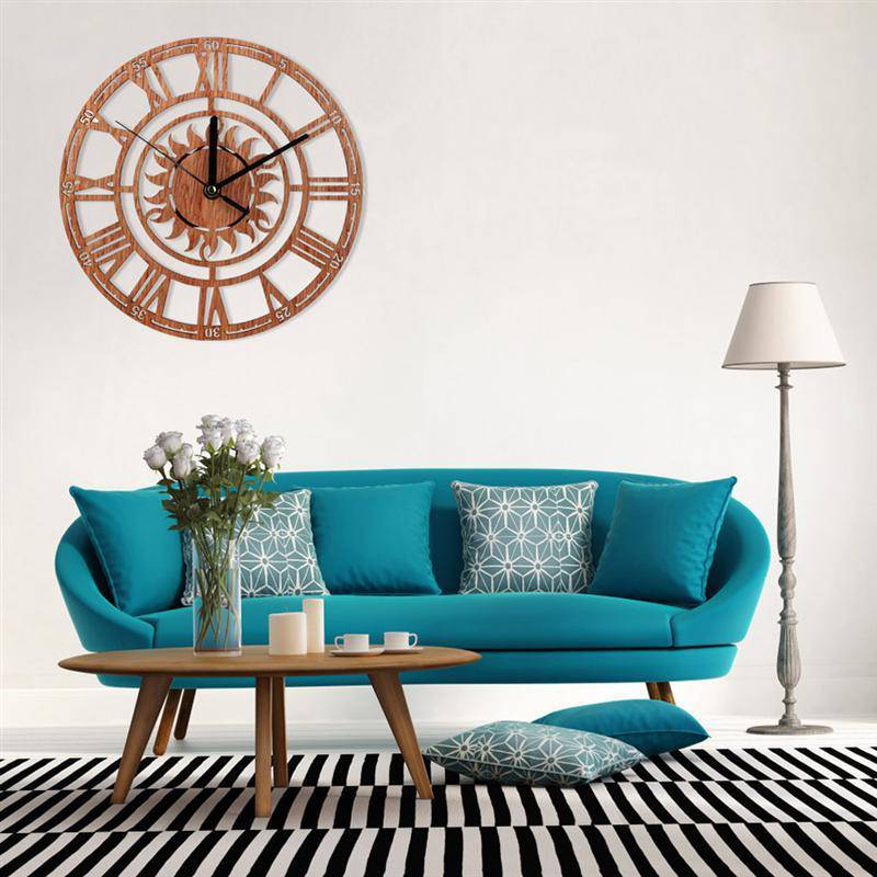 Horloge murale ronde en bois avec soleil et chiffres romains Novel - vue 4 sur 5