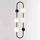Design-Wandleuchte LED mit Metallring und Glaskugel