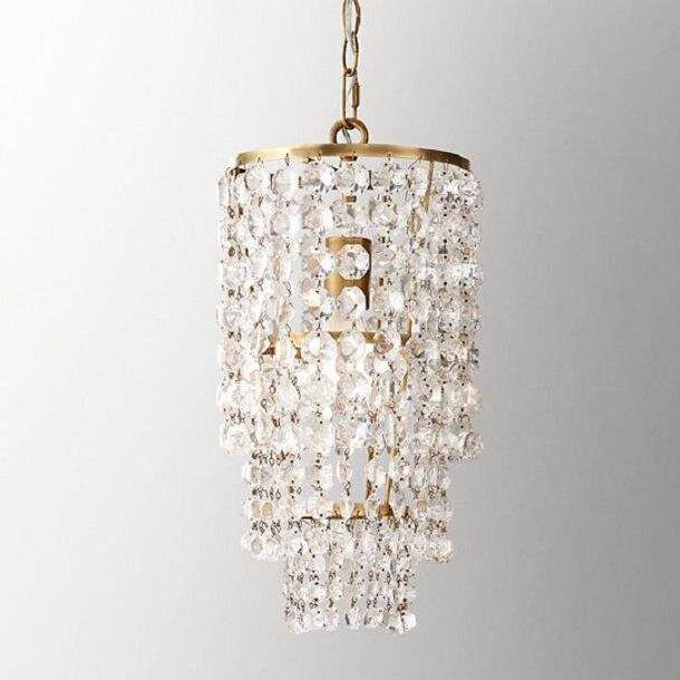 LED-Design-Pendelleuchte mit Lampenschirm aus goldfarbenem oder silberfarbenem Kristallglas - vue 6 sur 6