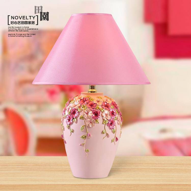 Lampe de chevet moderne à fleurs et abat-jour en tissu (plusieurs couleurs) - vue 2 sur 7
