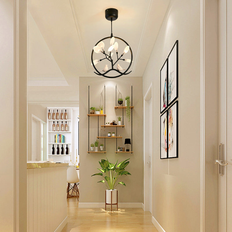 Lustre moderne avec arbre et oiseaux dans anneau Rhym
