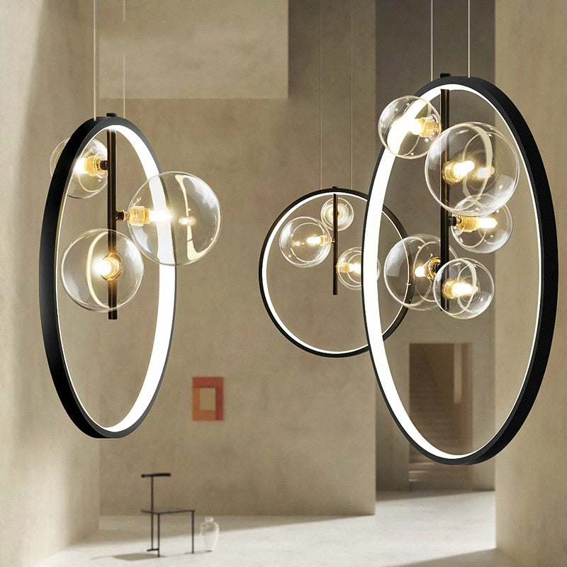 Moderne LED-Pendelleuchte mit Ring und Glaskugeln Cala - vue 6 sur 7