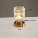 Zylindrische Tischlampe aus farbigem Glas mit goldener Basis Quinn