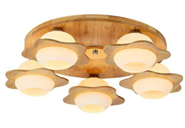 Plafonnier en bois avec fleurs Wooden