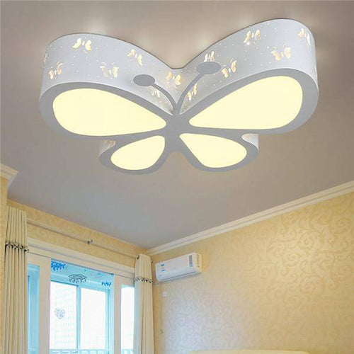 Plafonnier enfant en forme de papillon blanc