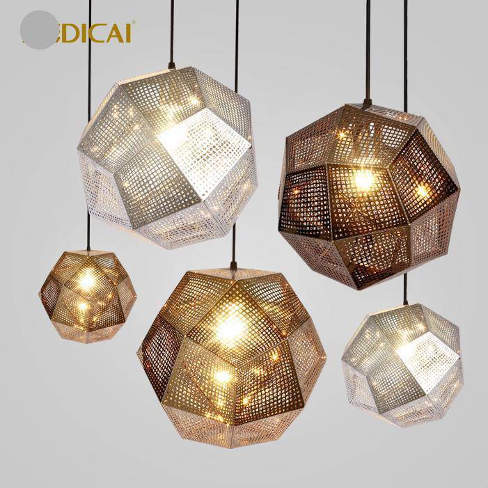 Suspension design géométrique en métal - vue 3 sur 2