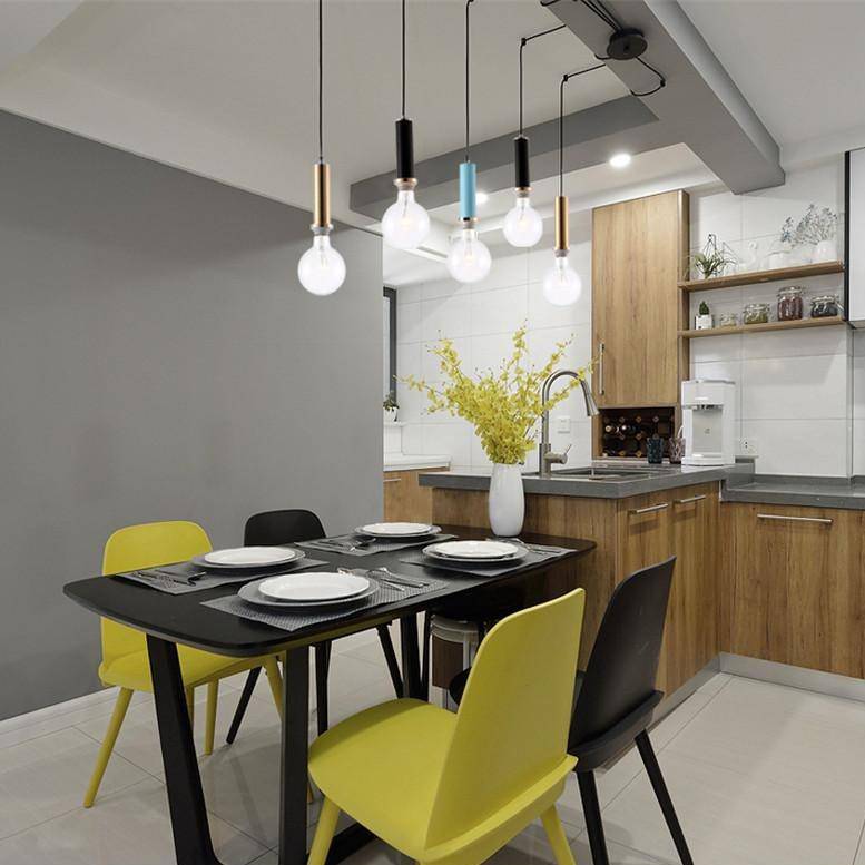 Suspension design LED en tube de couleur - vue 2 sur 12