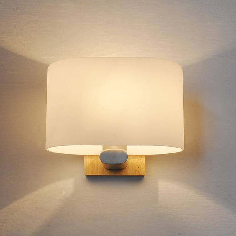 Applique murale LED en bois avec abat-jour arrondi - vue 3 sur 6