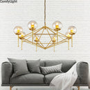 Kronleuchter Vintage Design Gold mit Glaskugel im Loft-Stil