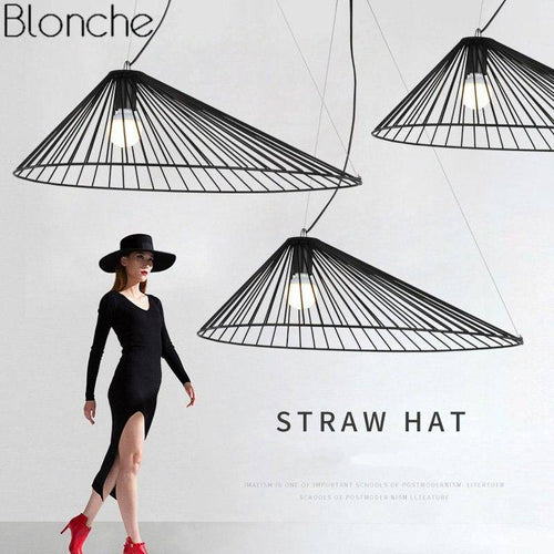 Suspension design à LED chapeau de paille noir