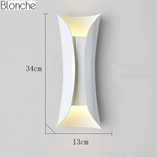 Applique murale design à LED en métal Pillow