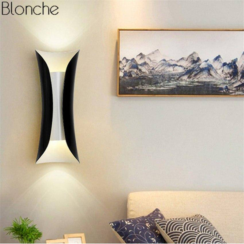 Applique murale design à LED en métal Pillow
