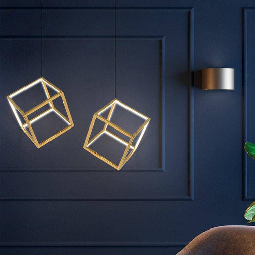 Suspension design à LED en forme de branches de cube dorée