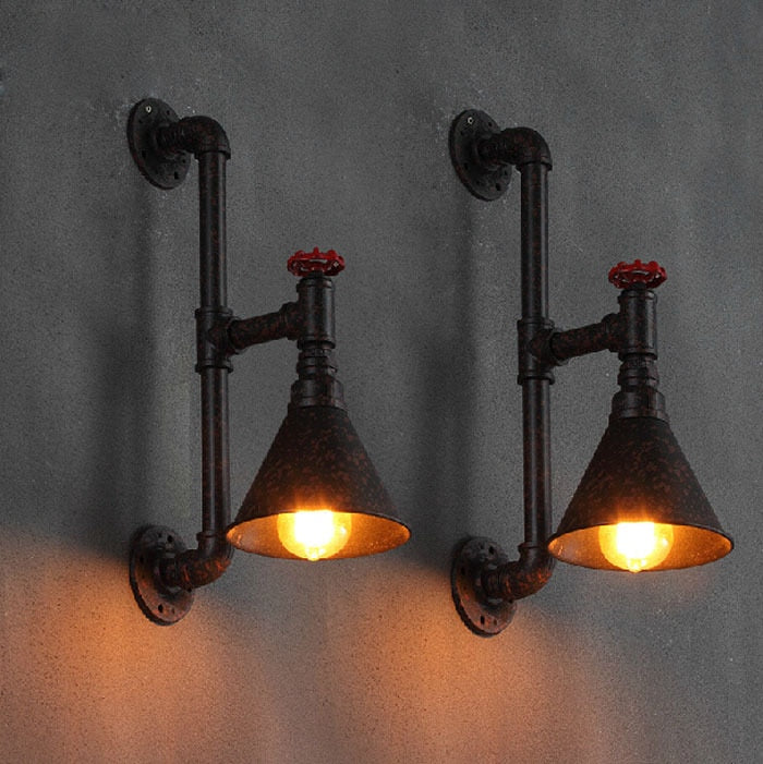 Industrielle LED-Wandleuchte aus schwarzem und rotem Metall Pekoso - vue 2 sur 5