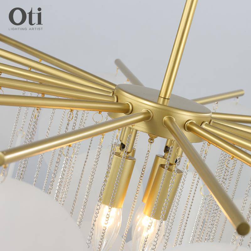 Lustre design avec branches dorées et boules en verre - vue 6 sur 7