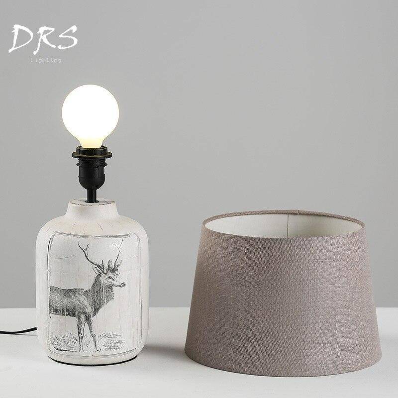 Lampe de chevet avec abat-jour en tissu et dessin cerf - vue 6 sur 7