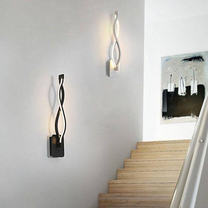 Applique murale design LED avec courbes en métal Sconce