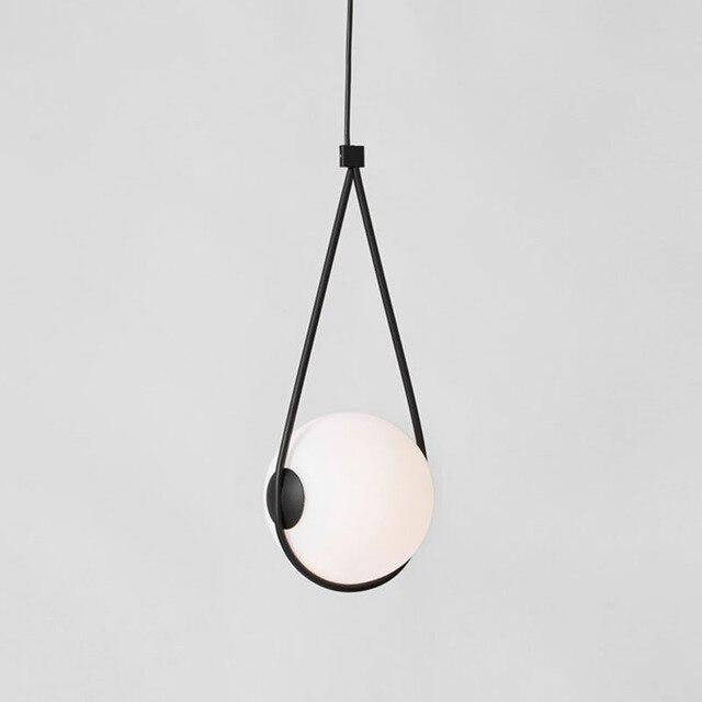 Suspension design boule accrochée Designer - vue 8 sur 8