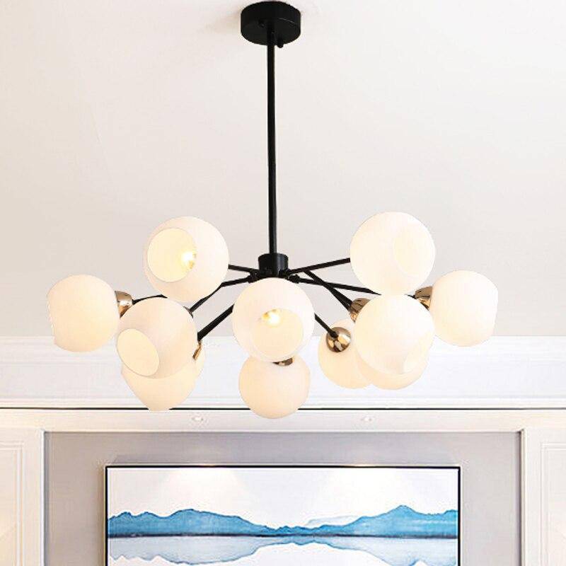 Lustre industriel avec plusieurs boules de verre Foyer