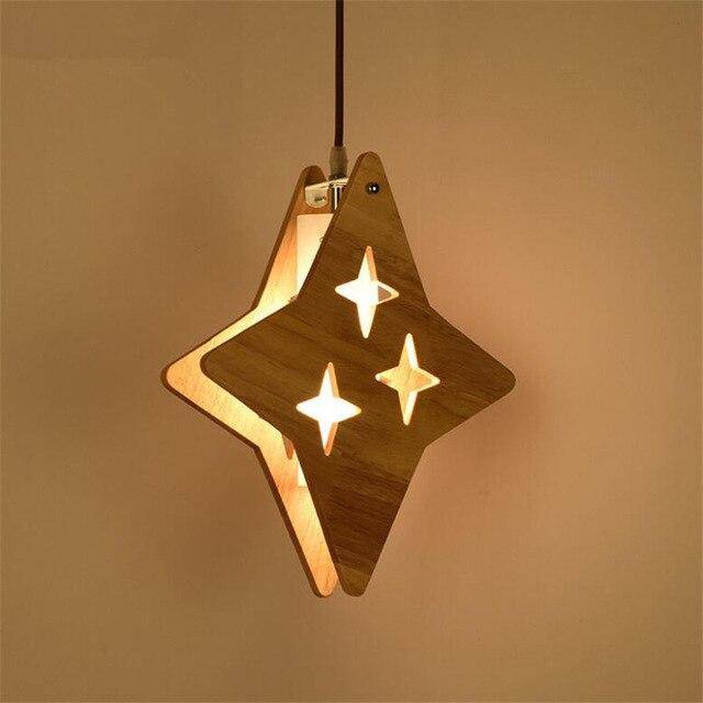 Suspension LED en forme d'étoiles et lunes en bois - vue 7 sur 7