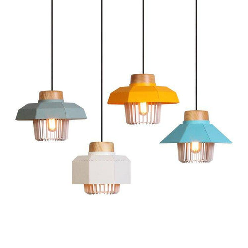 Suspension design LED avec abat-jour cage métal colorée Loft